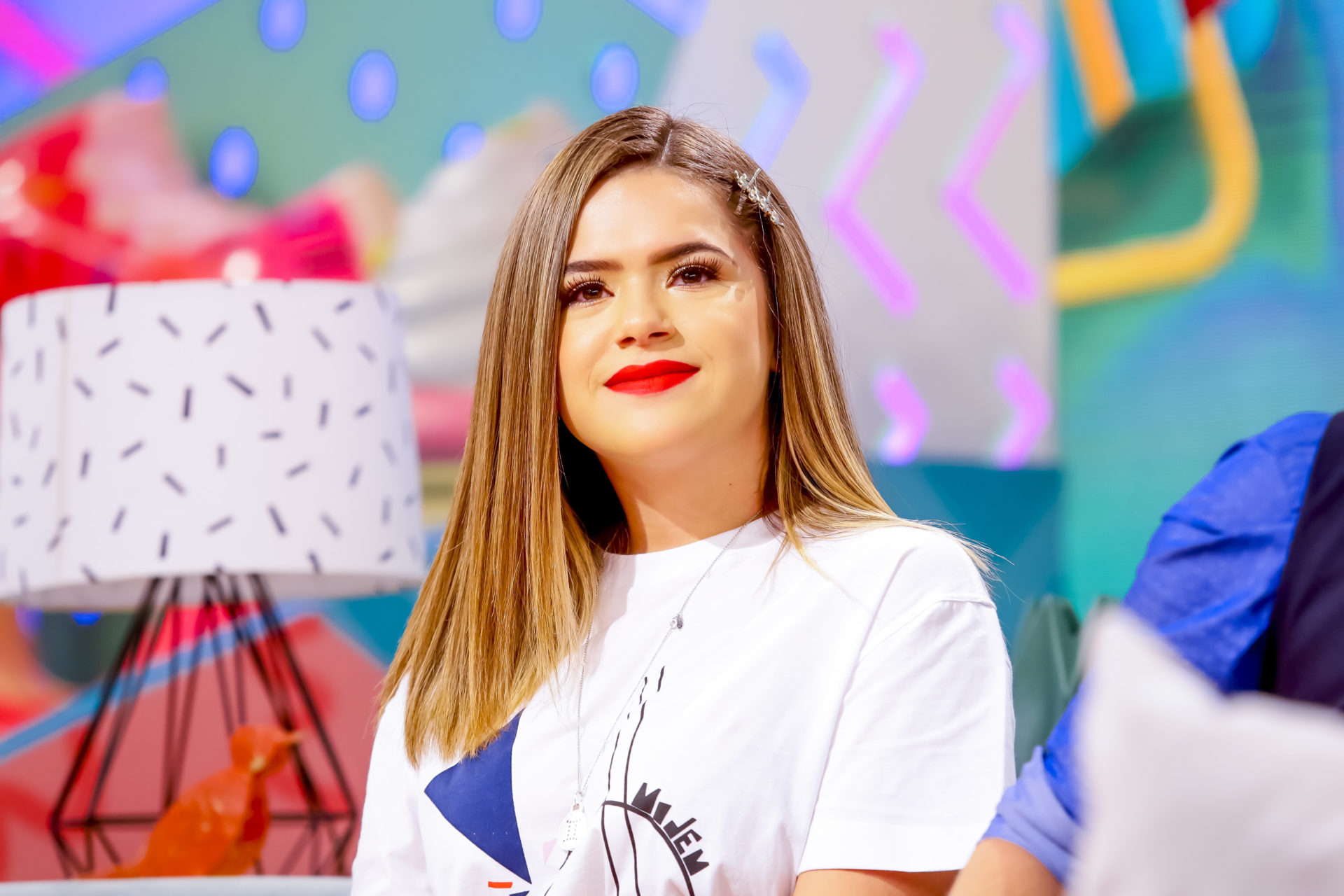 Maisa satiriza “Bettina milionária” e Anitta entra na zoeira!