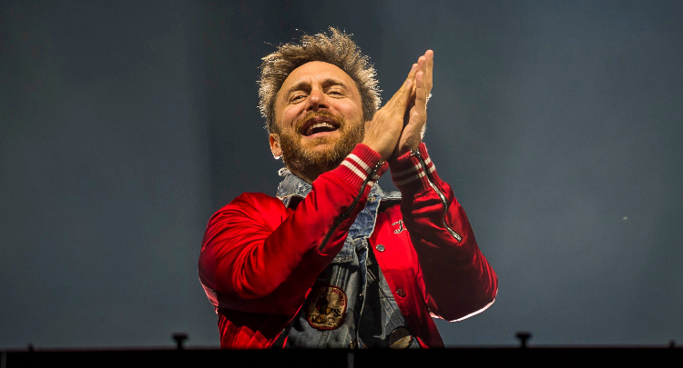 “Stay (Don’t Go Away)”, confira o novo single do DJ David Guetta