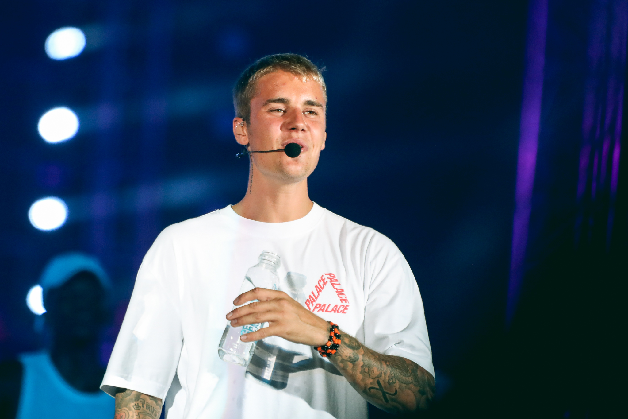 Justin Bieber anuncia nova música que será lançada em breve