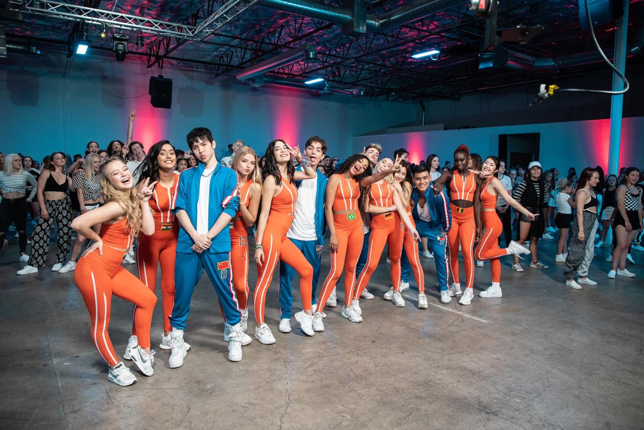 Novo Single na área! Now United lança clipe para “Crazy stupid silly love” gravado em Las Vegas, confira