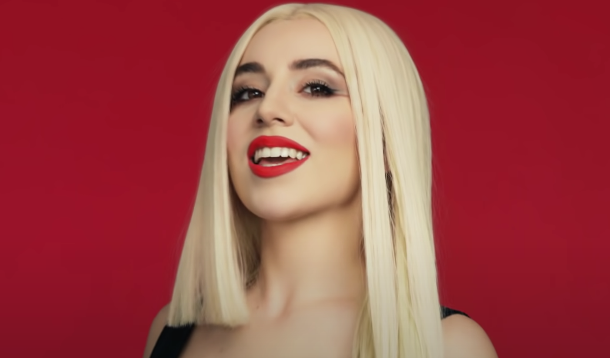 Ava max hell