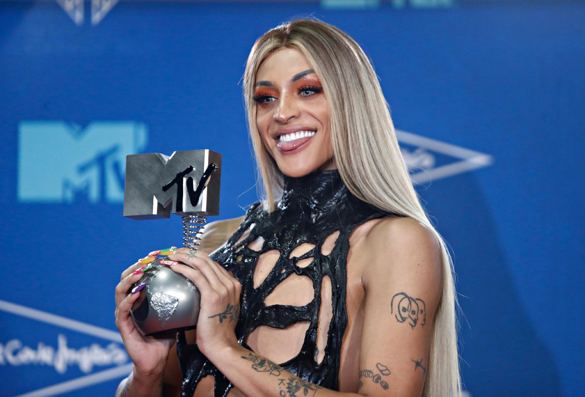 Pabllo Vittar ganha pelo segundo ano consecutivo “Melhor Artista Brasileiro” no MTV EMA