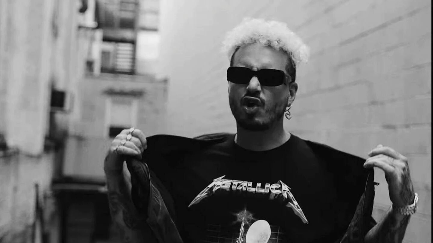 “Wherever I May Roam”: J Balvin e Metallica se unem em regravação