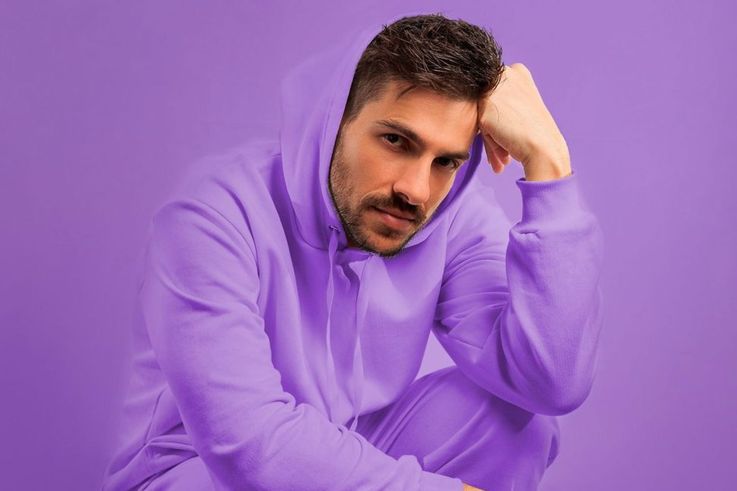João Mar lança novo single a acústica romântica "Hey Mulher"