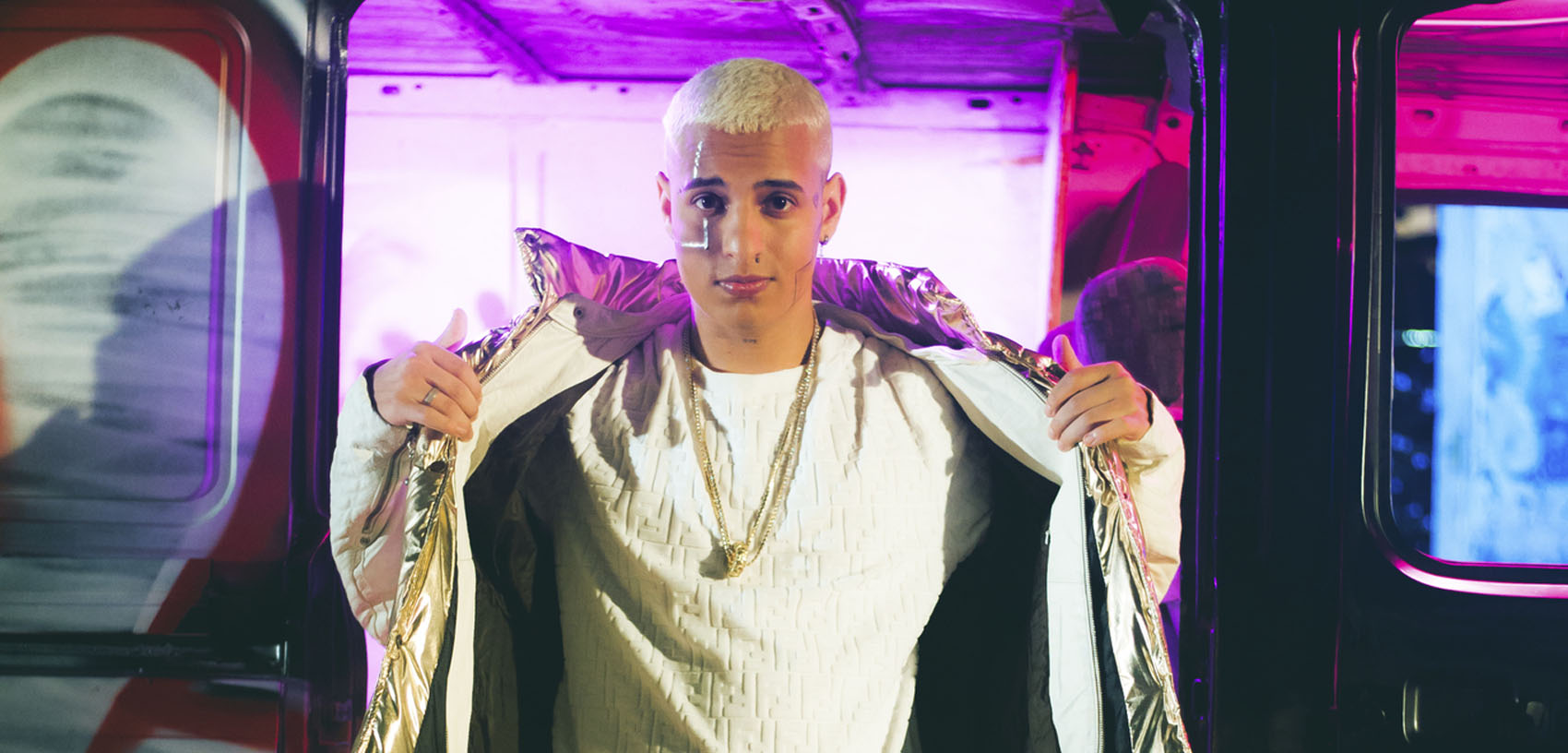 Kaio Viana lança novo single "Mulher"