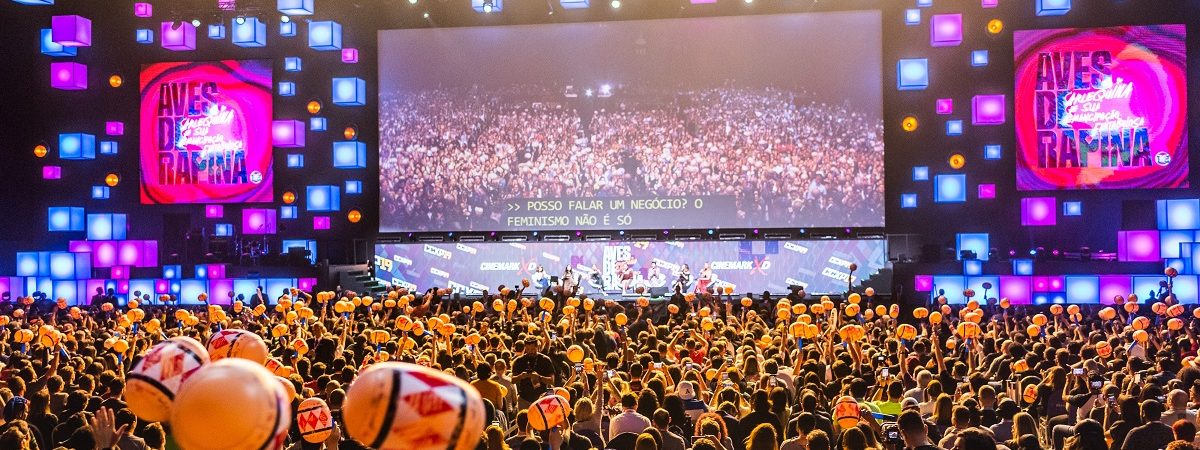 CCXP abre venda de ingressos para público geral e anuncia novidades incluindo inscrições para quadrinistas