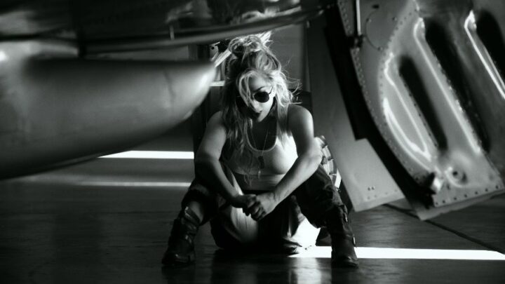 Lady Gaga libera o clipe de “Hold My Hand” trilha sonora do filme “Top Gun: Maverick”