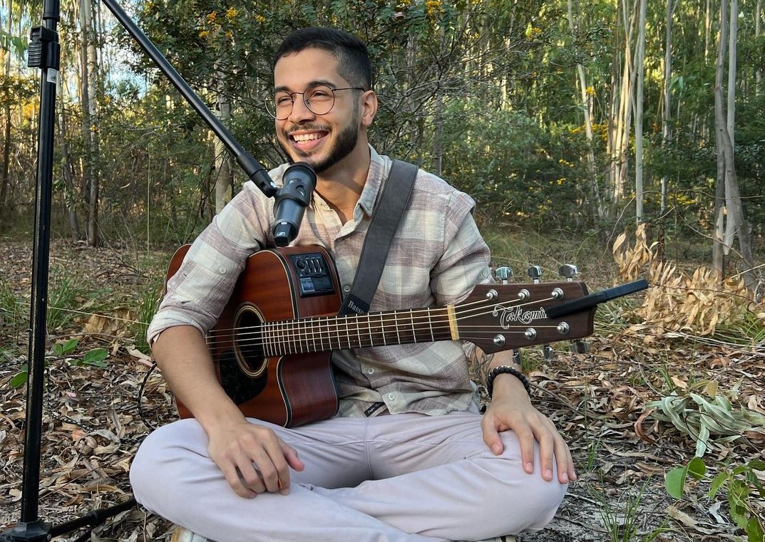 Nathan Carvalho anuncia versão acústica de “Flor de Laranjeira”