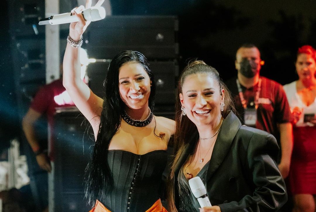 Simone e Simaria celebram sucesso de turnê nos EUA!
