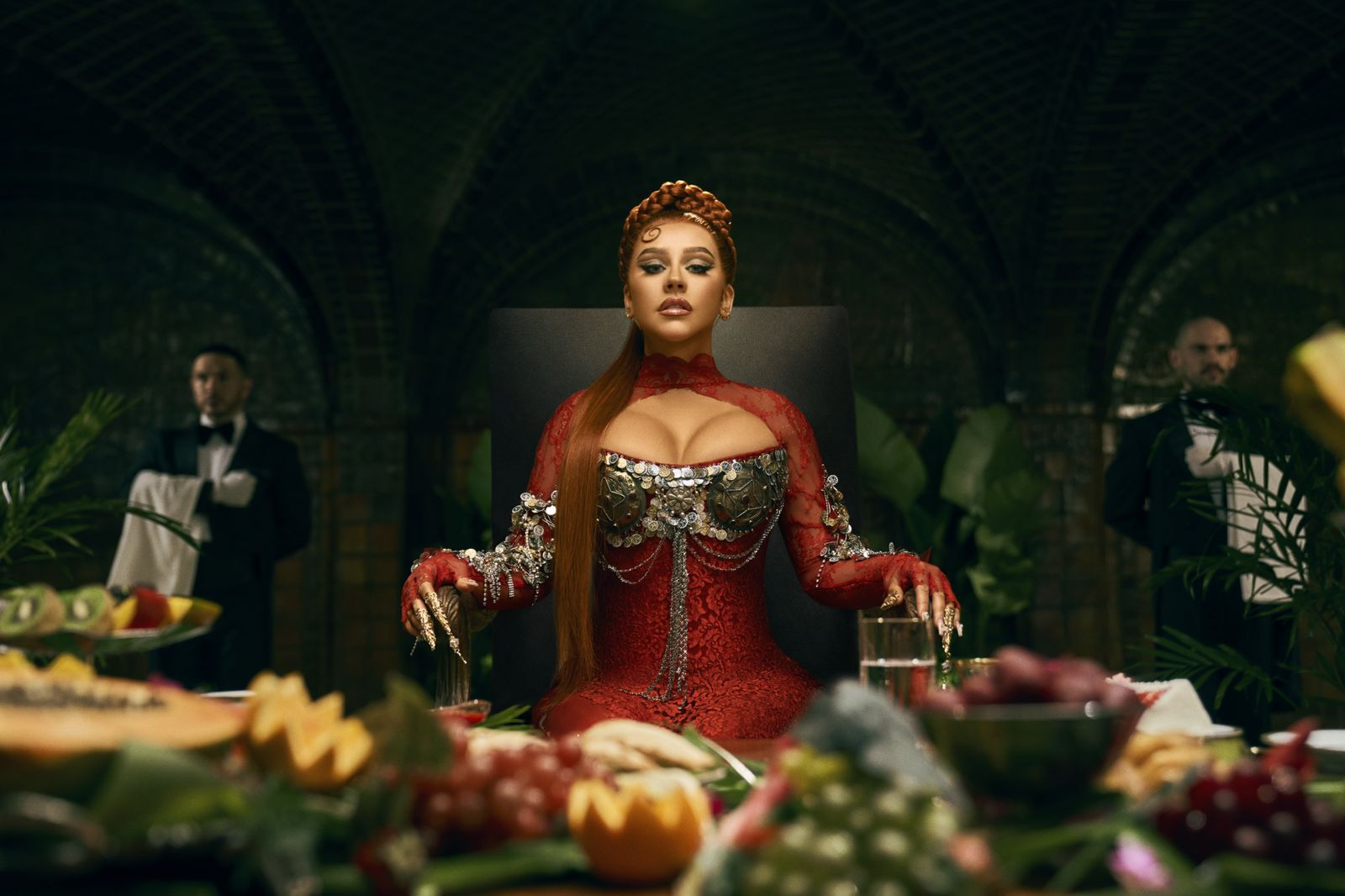 Christina Aguilera lança seu novo álbum "Aguilera"