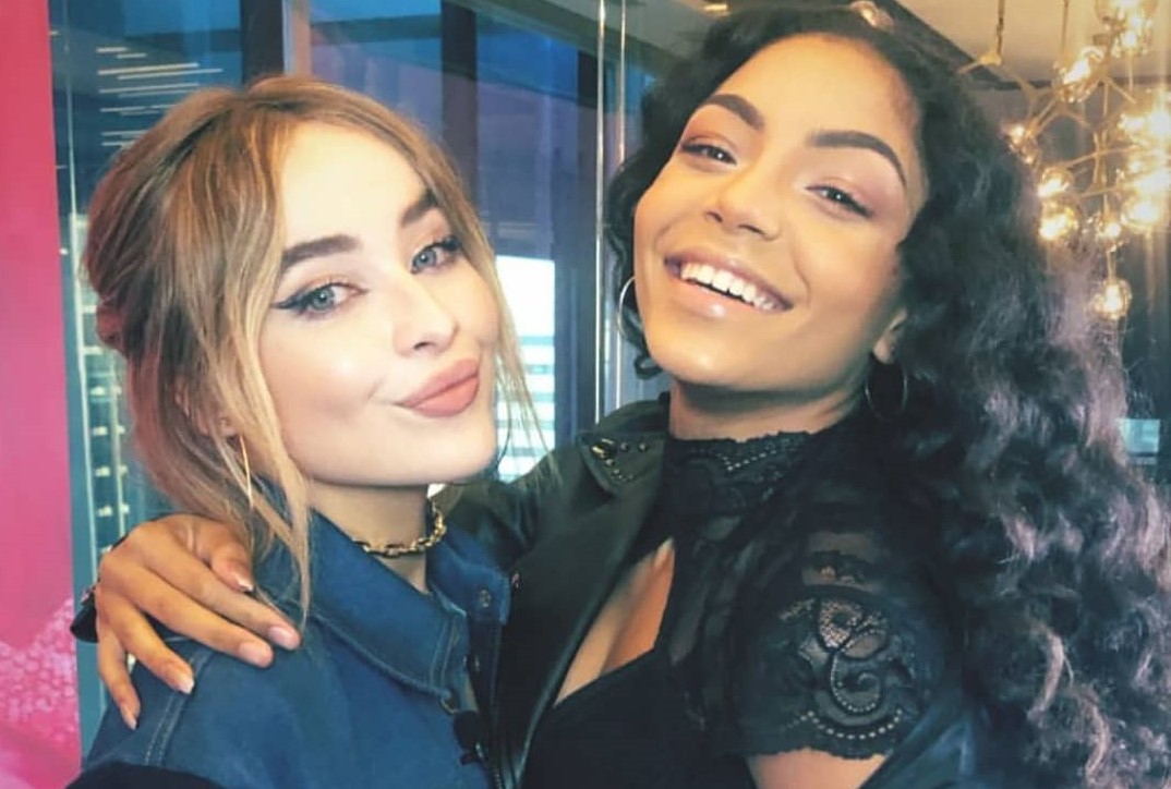 Sabrina Carpenter responde vídeo de Any Gabrielly