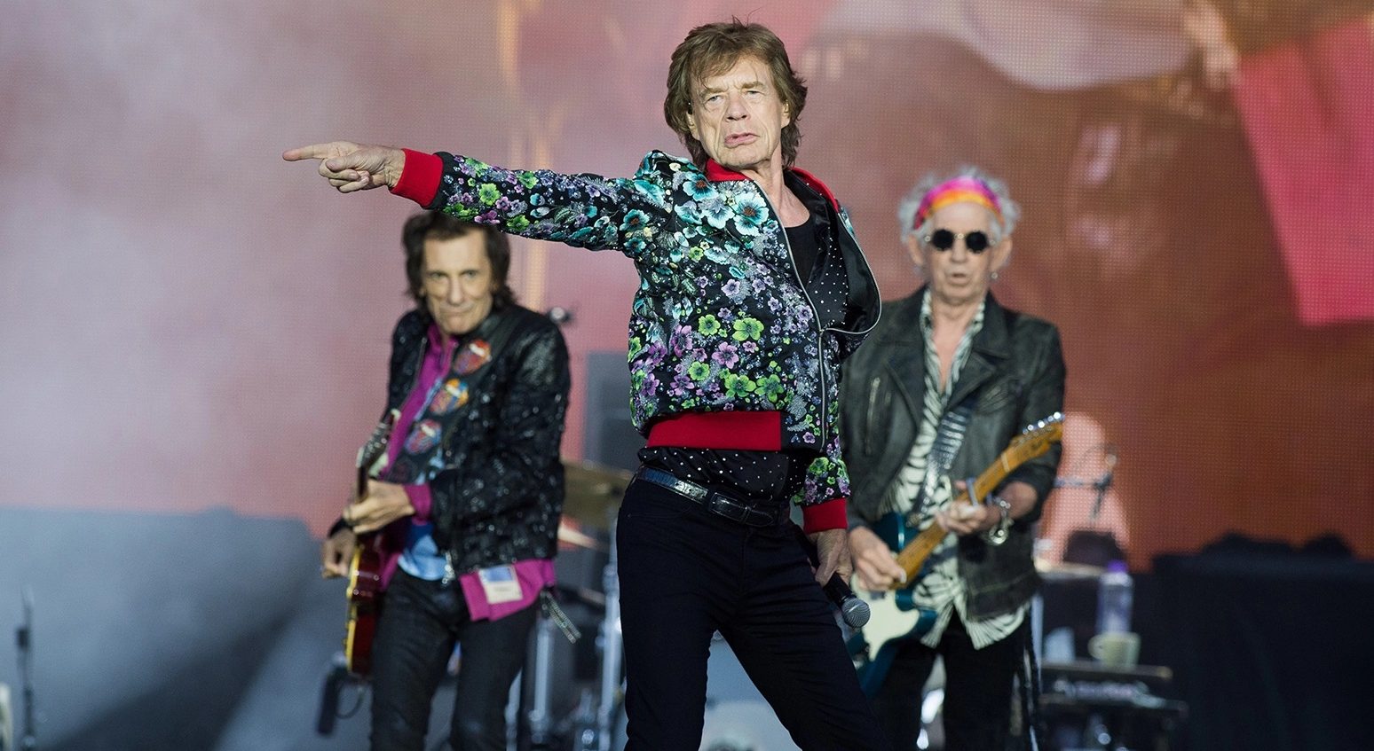 Rolling Stones e Lady Gaga unem forças em "Sweet Sound of Heaven" em novo álbum